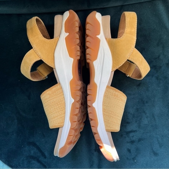 BIONICA NACOLA COMFORT SANDLE IN OCHRE YELLOW SIZE 7.5 - Picture 4 of 12